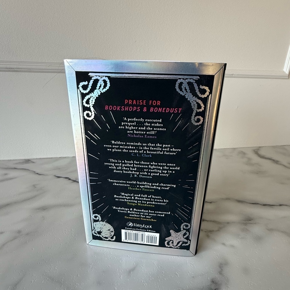 FairyLoot Legends and Lattes Bookshop and Bonedust - Picture 4 of 9